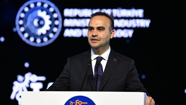 Bakan Kacır, Antalya’daki IAC 2026 Halk Günü’ne uzay tutkunlarını çağırdı