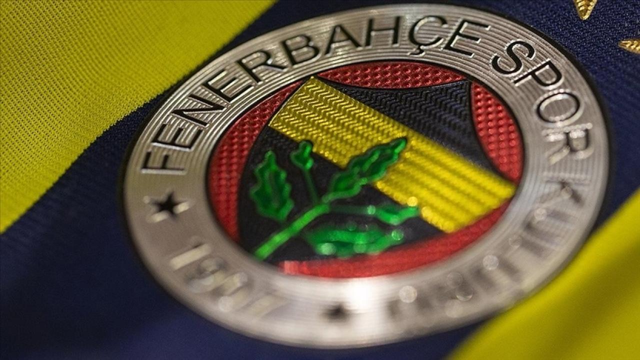 Fenerbahçe’de Transfer Yasağı Gündemi: Yönetimden ‘Geçici’ Vurgusu