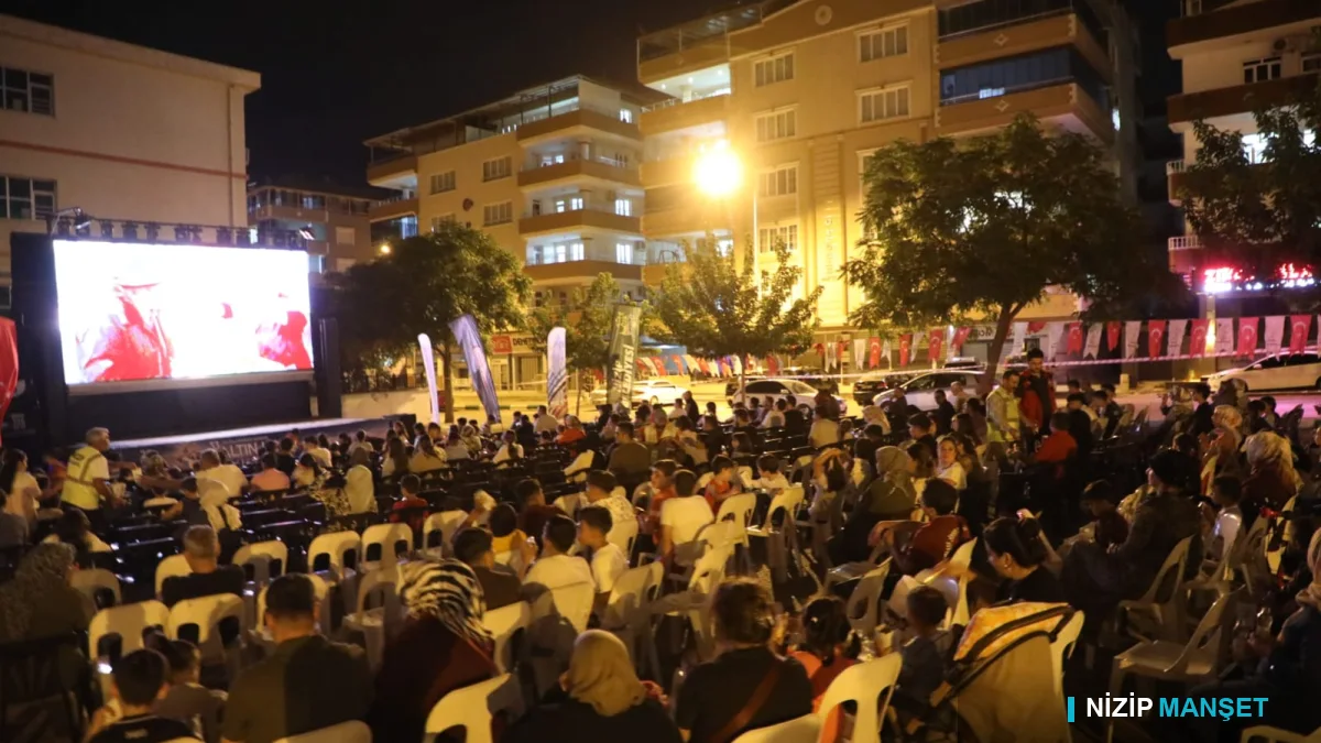 Altın Koza Festivali Nizip’te Açık Hava Sinemasıyla Buluştu