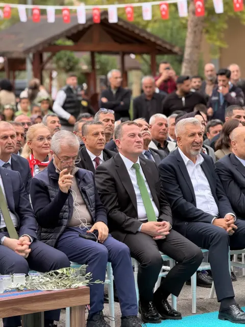Nizip Zeytin Festivali Coşkulu Törenle Açıldı: Protokolden Yoğun Katılım! (fotoğraf 12)