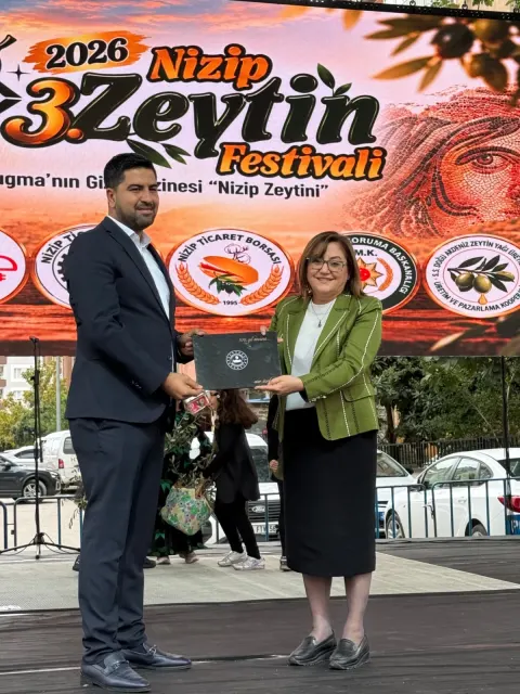 Nizip Zeytin Festivali Coşkulu Törenle Açıldı: Protokolden Yoğun Katılım! (fotoğraf 16)