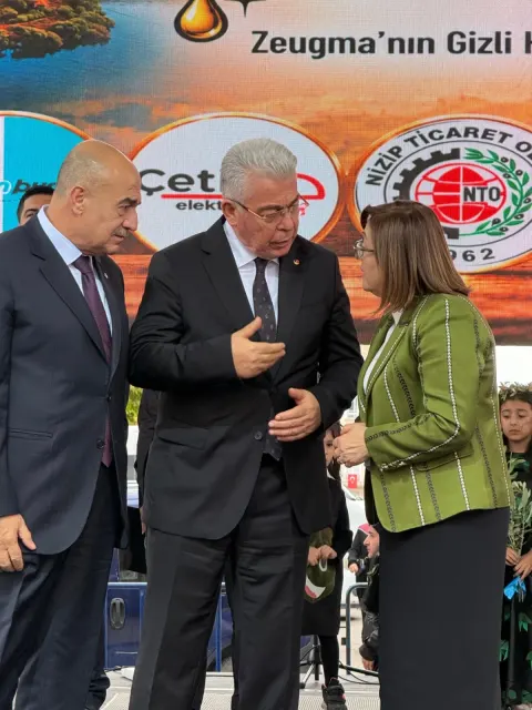 Nizip Zeytin Festivali Coşkulu Törenle Açıldı: Protokolden Yoğun Katılım! (fotoğraf 18)