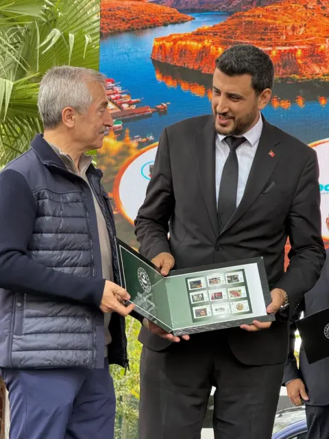Nizip Zeytin Festivali Coşkulu Törenle Açıldı: Protokolden Yoğun Katılım! (fotoğraf 20)