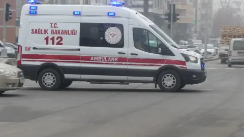 Nizip'te 1+1 dairede kadın kurtarıldı, hastaneye sevk edildi