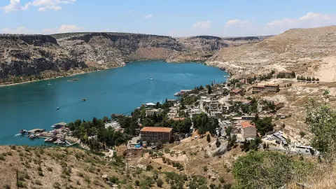 Darende'den yola çıkan kadın grubu Halfeti ve Balıklıgöl'ü ziyaret etti