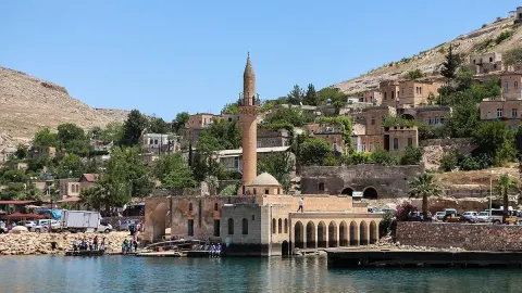 Halfeti Yukarıgöklü'de defin öncesi son helallik geleneği yaşatıldı